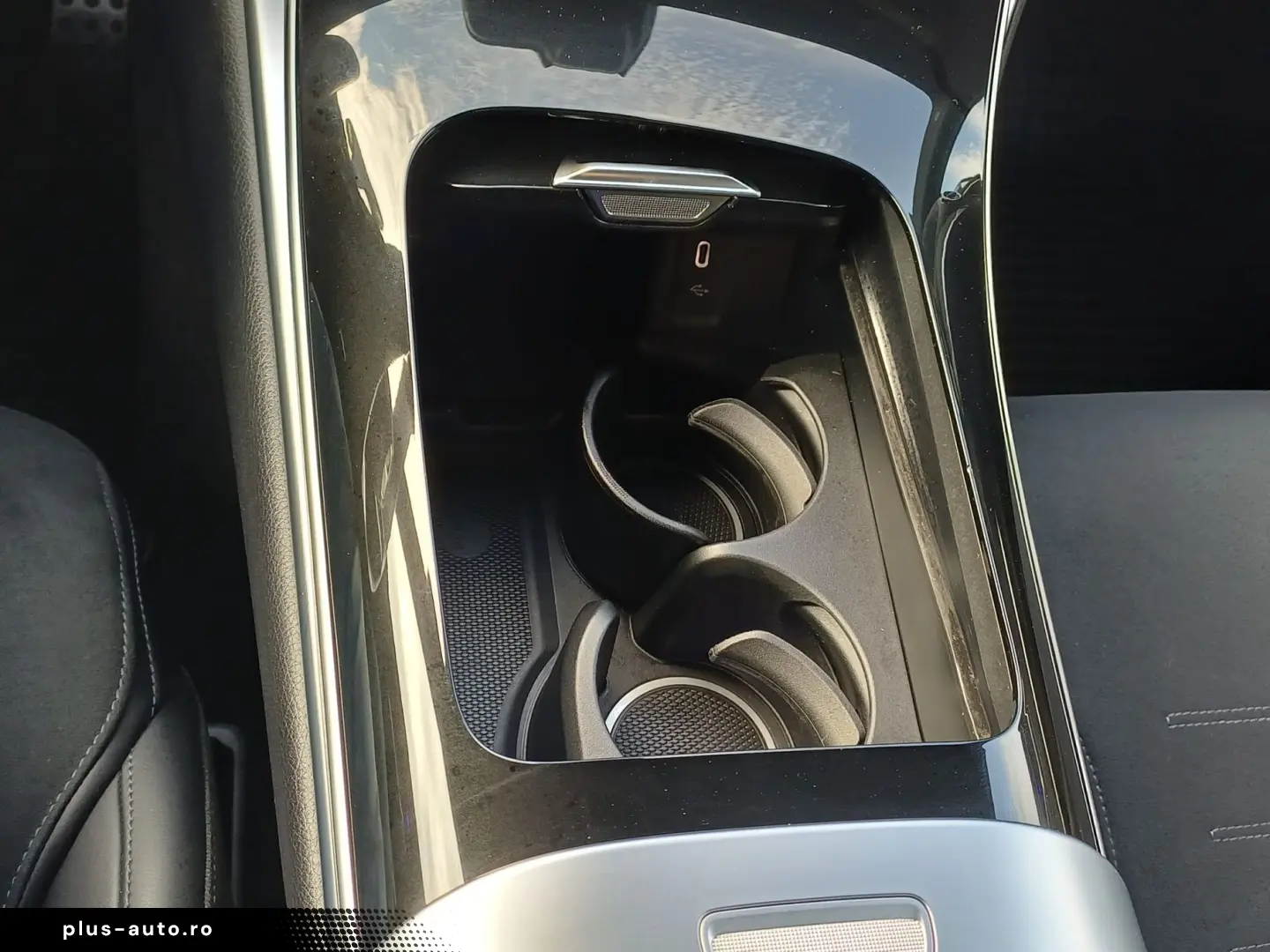 Mercedes-Benz GLC 300 d 4MATIC 269 CP MHEV