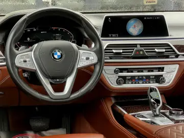 Bmw Seria-7 Gen-G11-G12-2015