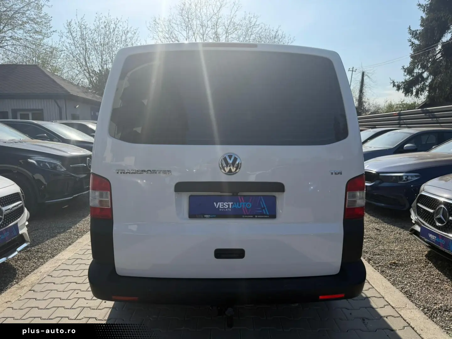 Volkswagen Transporter 2.0 TDI  9 Locuri 84 CP Climatronic C