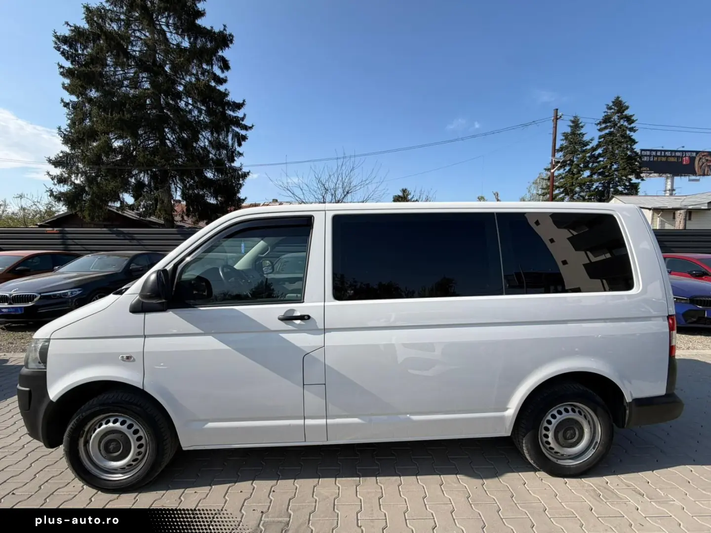 Volkswagen Transporter 2.0 TDI  9 Locuri 84 CP Climatronic C
