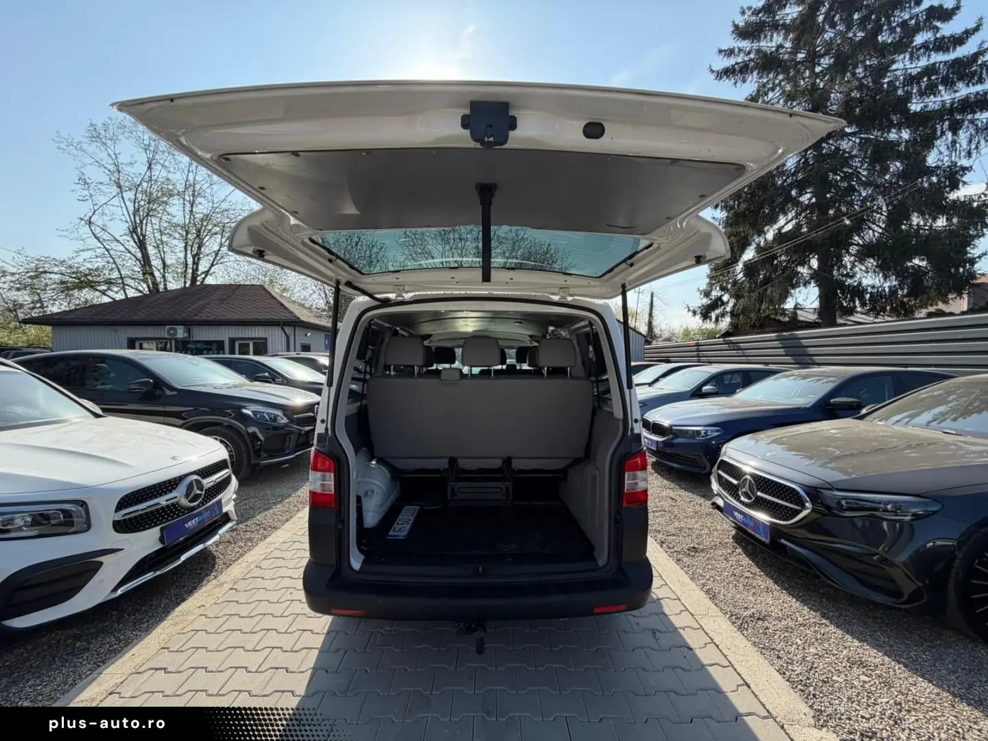 Volkswagen Transporter 2.0 TDI  9 Locuri 84 CP Climatronic C