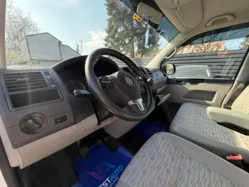 Volkswagen Transporter 2.0 TDI  9 Locuri 84 CP Climatronic C