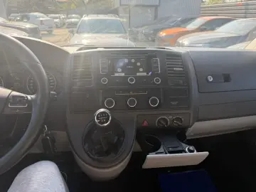 Volkswagen Transporter 2.0 TDI  9 Locuri 84 CP Climatronic C