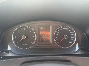 Volkswagen Transporter 2.0 TDI  9 Locuri 84 CP Climatronic C