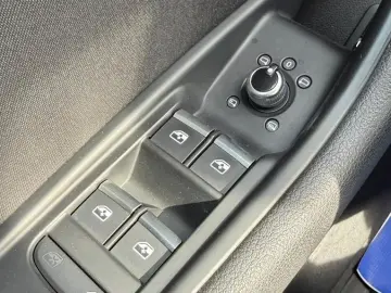 Audi A4-Allroad Gen-B9-2016