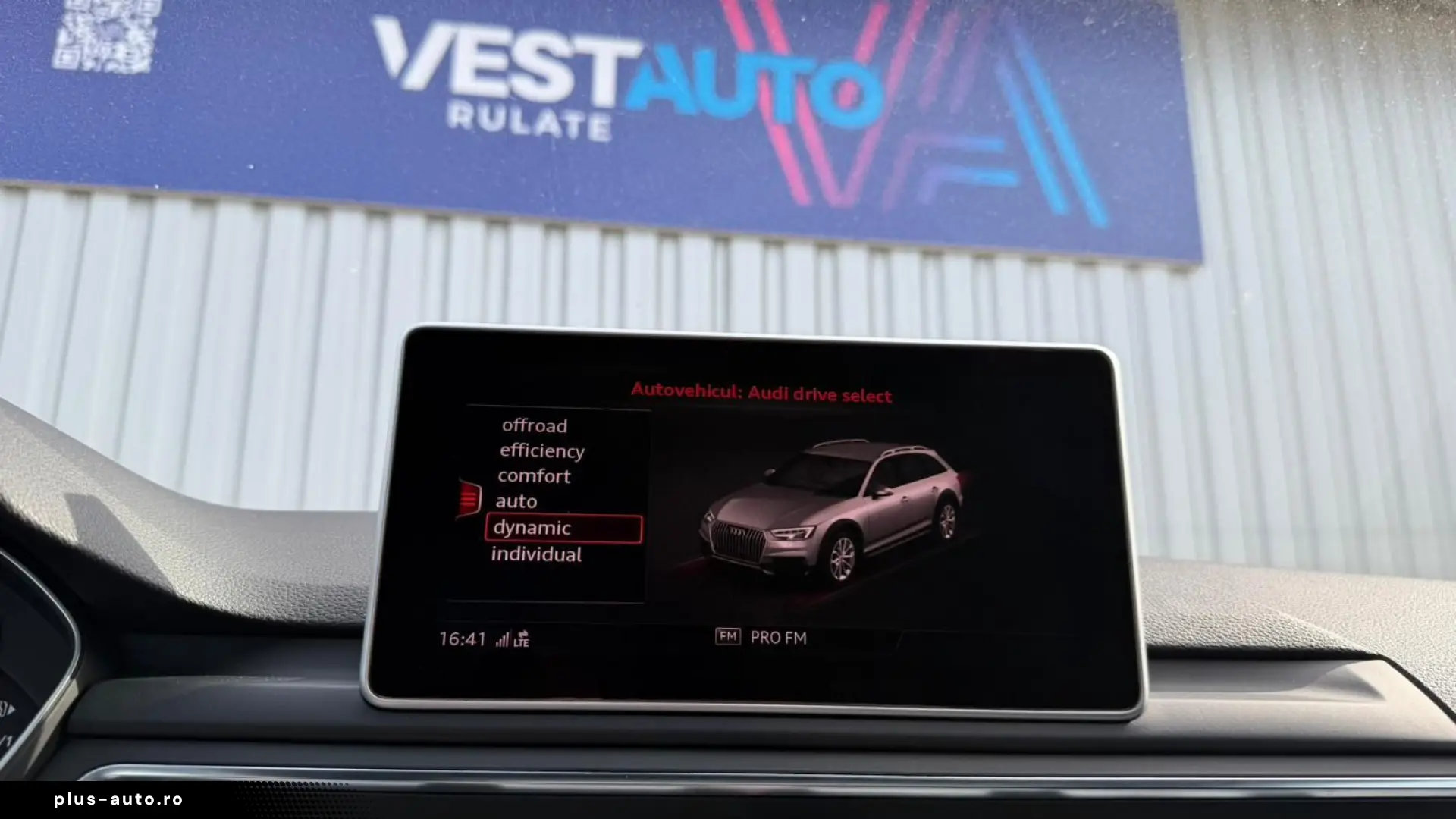 Audi A4-Allroad Gen-B9-2016