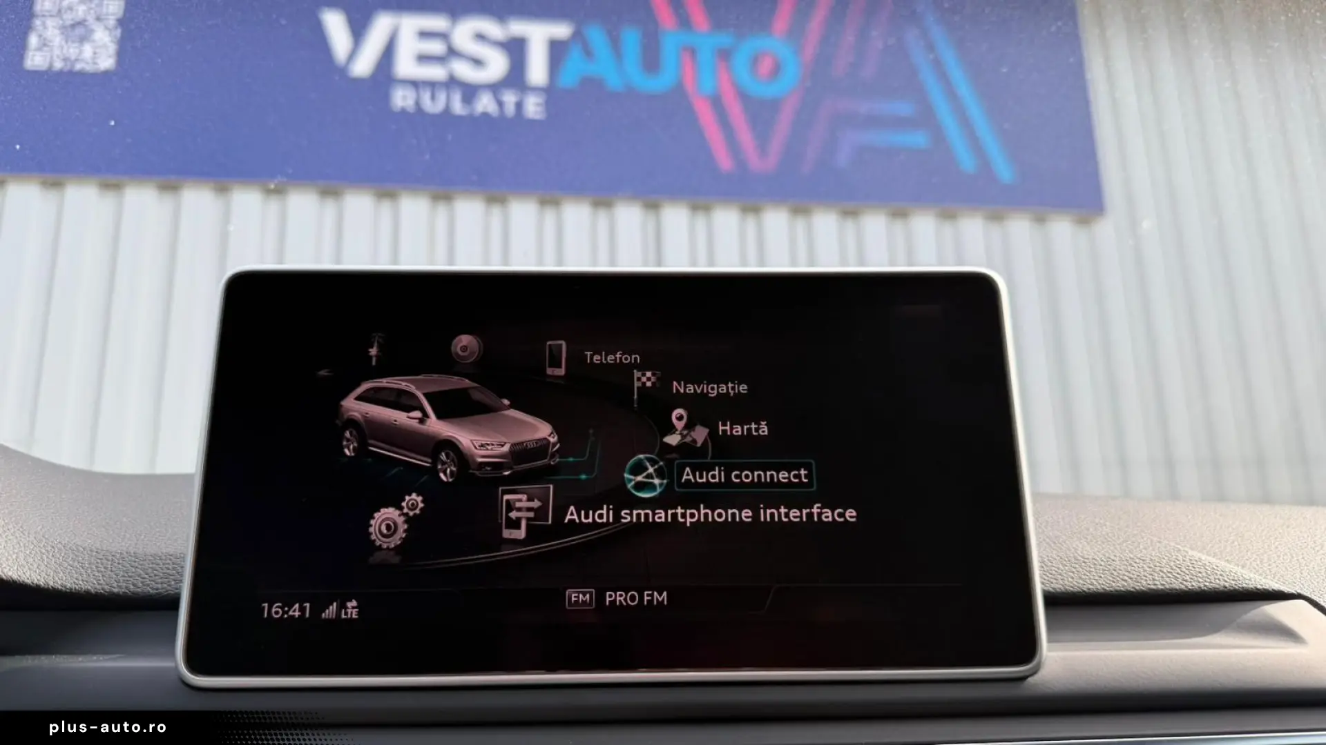 Audi A4-Allroad Gen-B9-2016