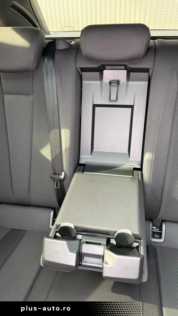 Audi A4-Allroad Gen-B9-2016