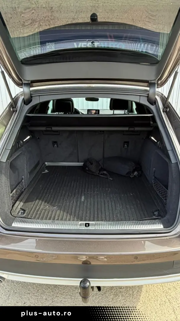 Audi A4-Allroad Gen-B9-2016