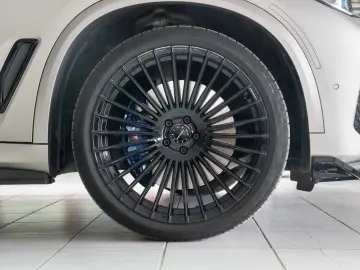 BMW X5 40i M Paket  Panoramic  Head-Up Display  Laser