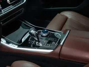 BMW X5 40i M Paket  Panoramic  Head-Up Display  Laser