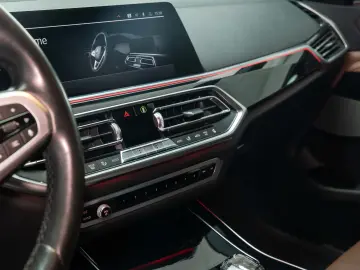 BMW X5 40i M Paket  Panoramic  Head-Up Display  Laser