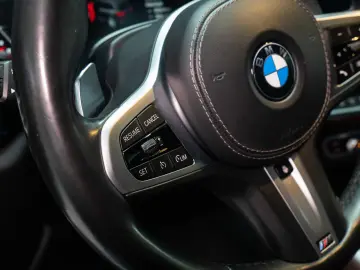 BMW X5 40i M Paket  Panoramic  Head-Up Display  Laser