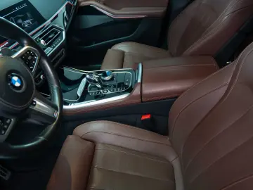 BMW X5 40i M Paket  Panoramic  Head-Up Display  Laser