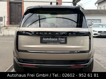 LAND ROVER Range Rover P550e Hybrid Autobiography Shadow
