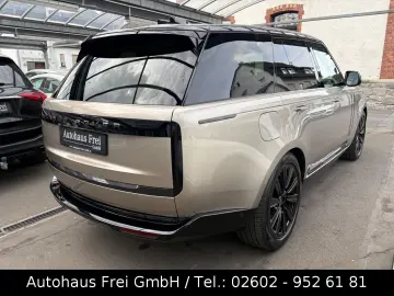 LAND ROVER Range Rover P550e Hybrid Autobiography Shadow