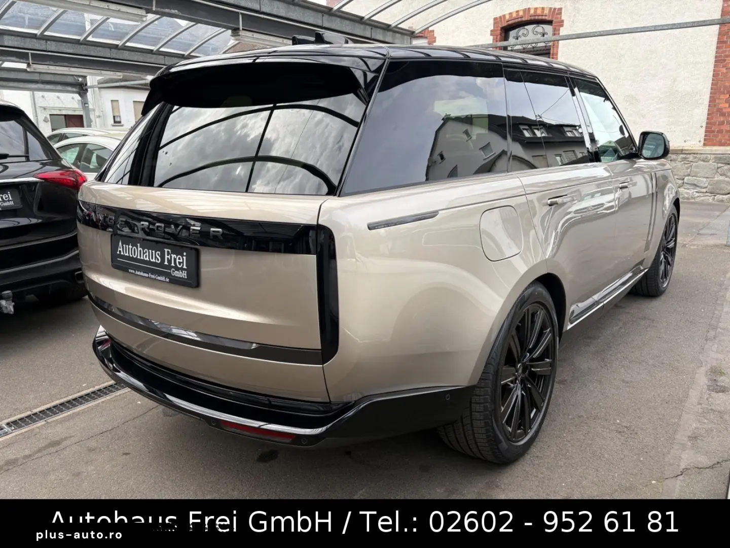 LAND ROVER Range Rover P550e Hybrid Autobiography Shadow