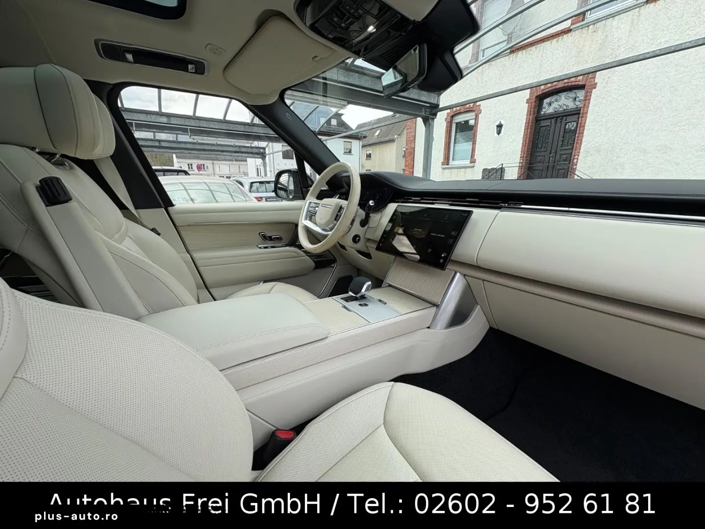 LAND ROVER Range Rover P550e Hybrid Autobiography Shadow