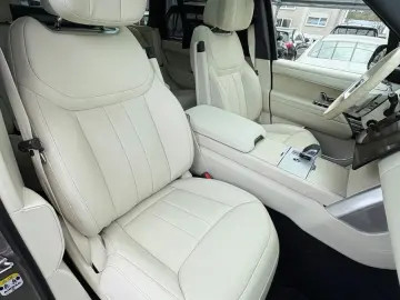 LAND ROVER Range Rover P550e Hybrid Autobiography Shadow