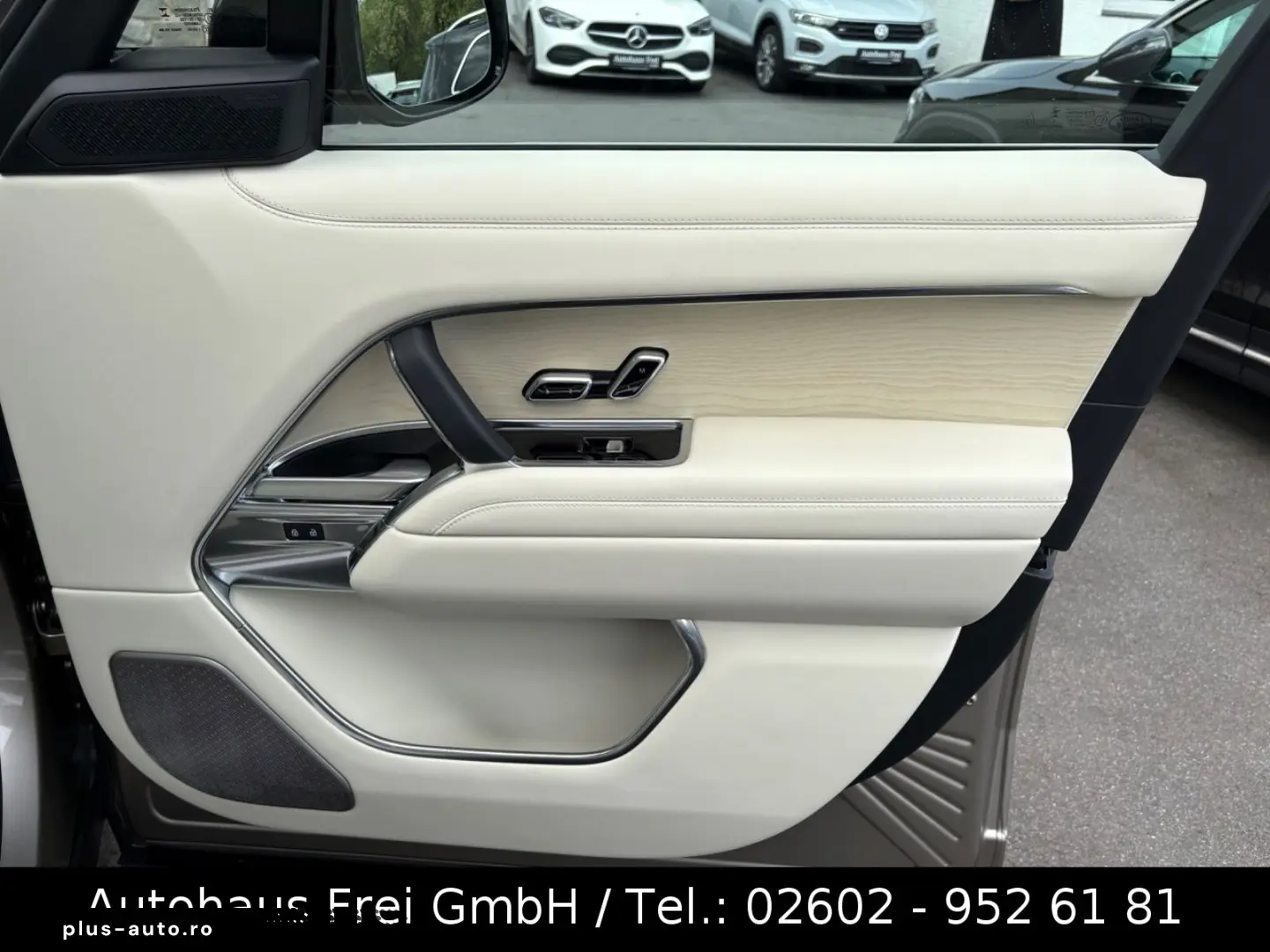 LAND ROVER Range Rover P550e Hybrid Autobiography Shadow