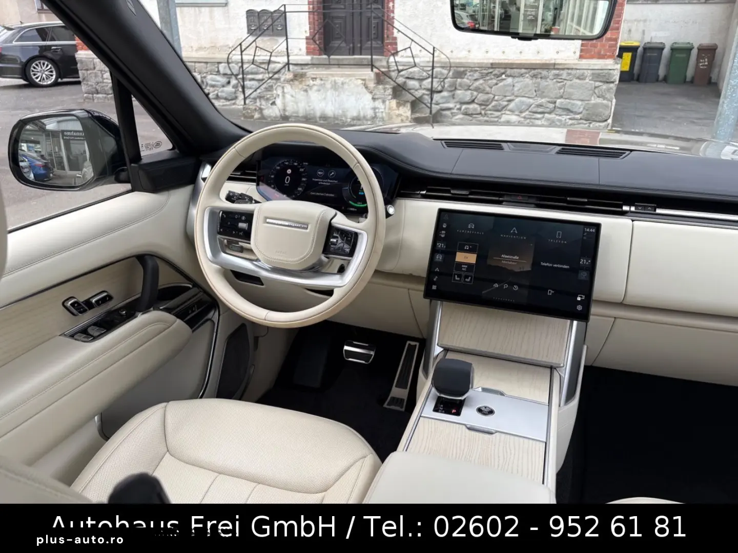 LAND ROVER Range Rover P550e Hybrid Autobiography Shadow