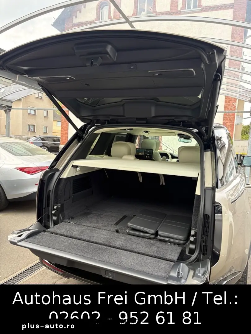 LAND ROVER Range Rover P550e Hybrid Autobiography Shadow