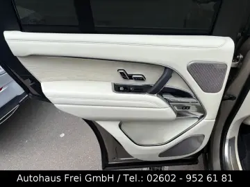LAND ROVER Range Rover P550e Hybrid Autobiography Shadow