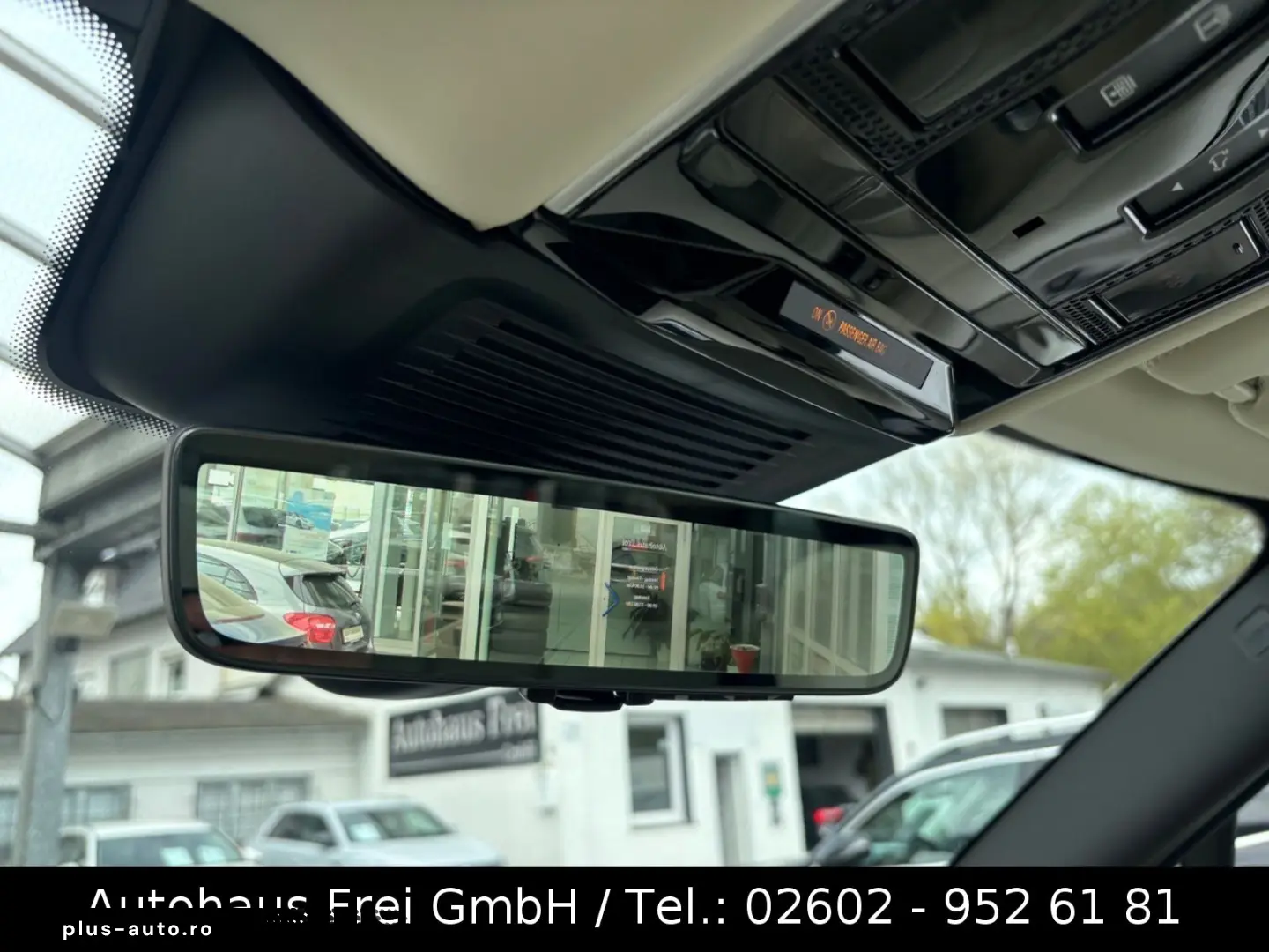 LAND ROVER Range Rover P550e Hybrid Autobiography Shadow