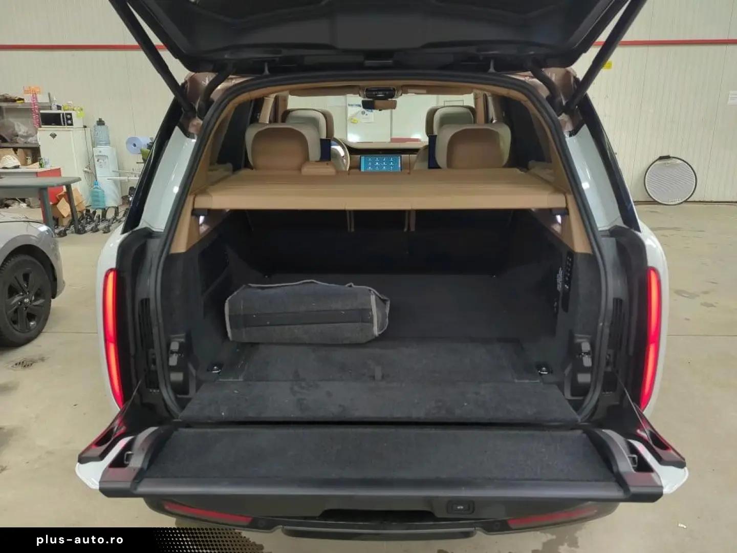 LAND ROVER RR P530 SV V8 Serenity AHK TV Bronze