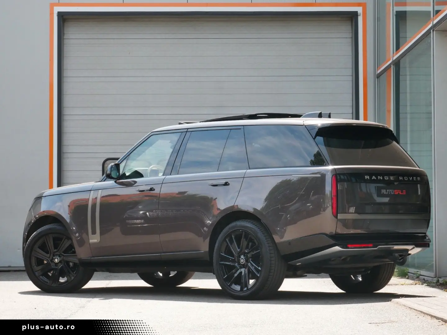 LAND ROVER RR V8 4.4 P530 Autobiography Pano Webasto AHK