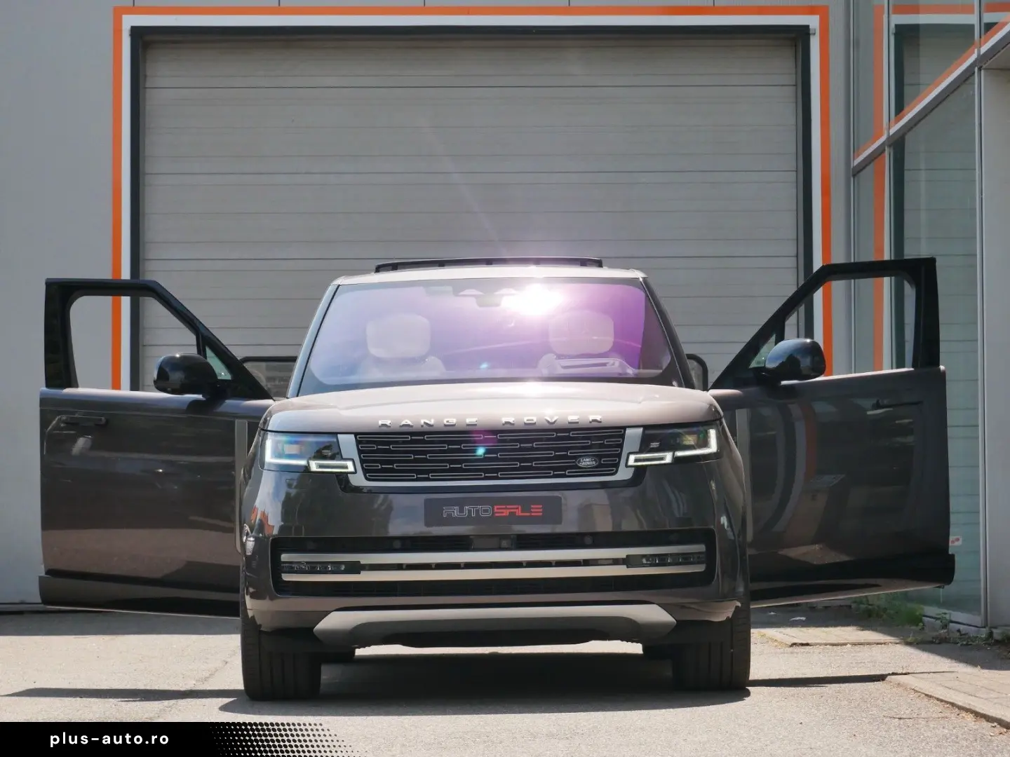 LAND ROVER RR V8 4.4 P530 Autobiography Pano Webasto AHK