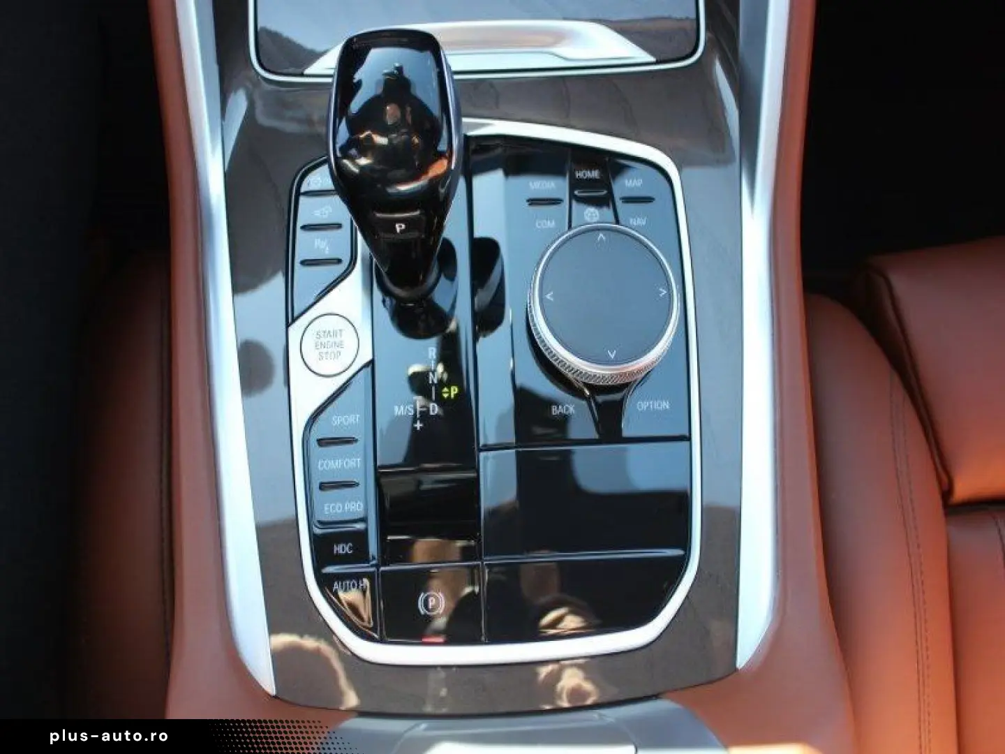 BMW X6 xDrive40d M Sport   B&W   Sky Lounge   AHK