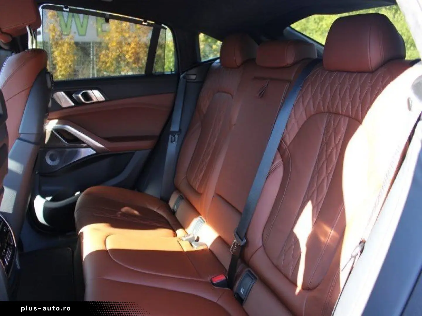 BMW X6 xDrive40d M Sport   B&W   Sky Lounge   AHK