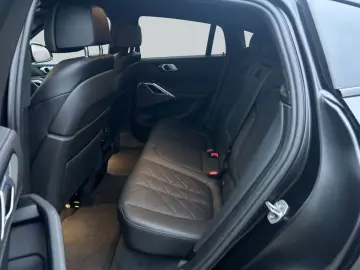 BMW X6 xDrive40d  Standheizung Sportpaket