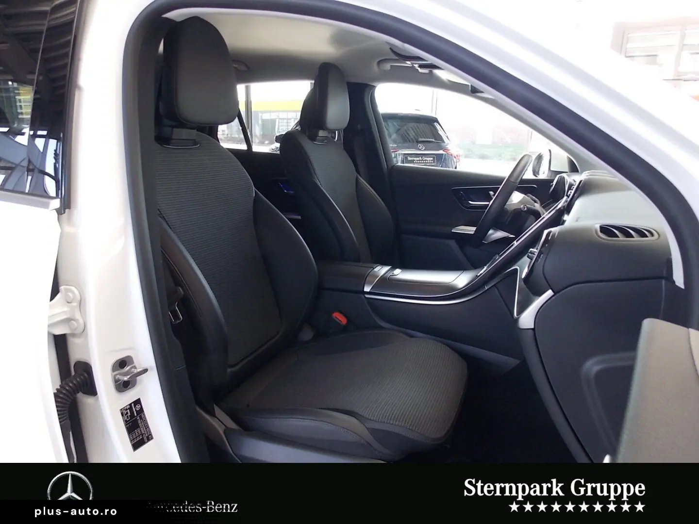 MERCEDES-BENZ GLC 300 e 4MATIC Distr.Digi-Light Memo&hellip;