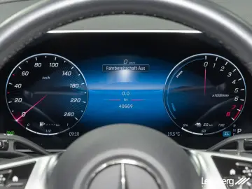 MERCEDES-BENZ GLC 300 e 4M Avantgarde LED Kamera Bur&hellip;