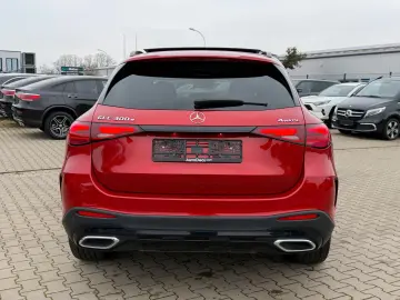 MERCEDES-BENZ GLC 300e AMG Line 4-Matic Panoramadach ACC