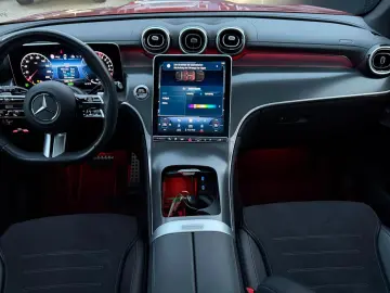 MERCEDES-BENZ GLC 300e AMG Line 4-Matic Panoramadach ACC