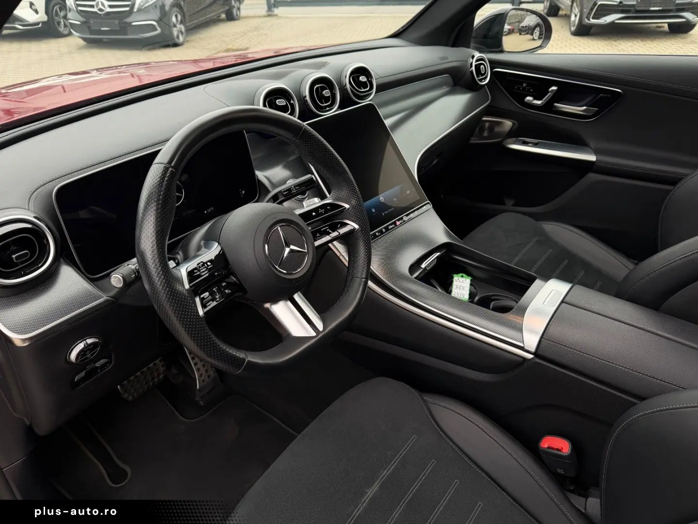 MERCEDES-BENZ GLC 300e AMG Line 4-Matic Panoramadach ACC