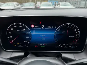 MERCEDES-BENZ GLC 300e AMG Line 4-Matic Panoramadach ACC