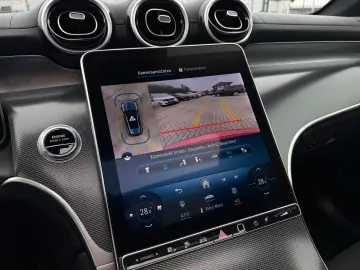 MERCEDES-BENZ GLC 300e AMG Line 4-Matic Panoramadach ACC