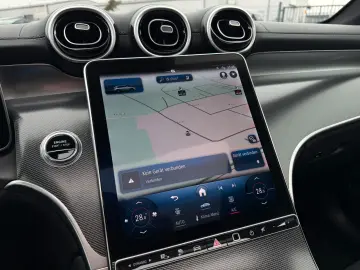 MERCEDES-BENZ GLC 300e AMG Line 4-Matic Panoramadach ACC