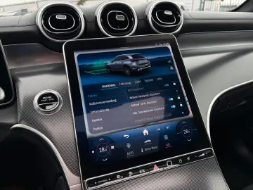 MERCEDES-BENZ GLC 300e AMG Line 4-Matic Panoramadach ACC