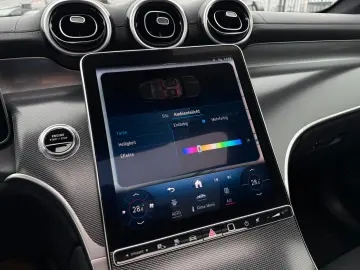 MERCEDES-BENZ GLC 300e AMG Line 4-Matic Panoramadach ACC