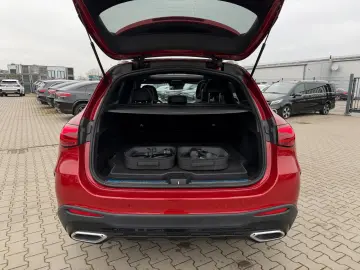 MERCEDES-BENZ GLC 300e AMG Line 4-Matic Panoramadach ACC