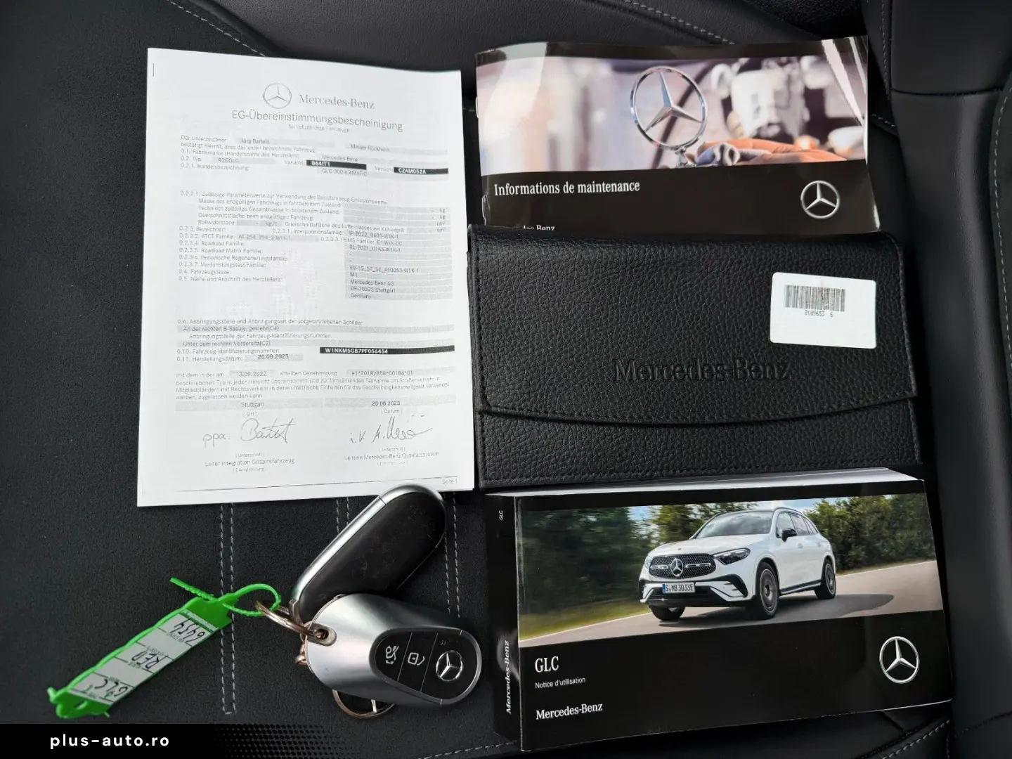 MERCEDES-BENZ GLC 300e AMG Line 4-Matic Panoramadach ACC