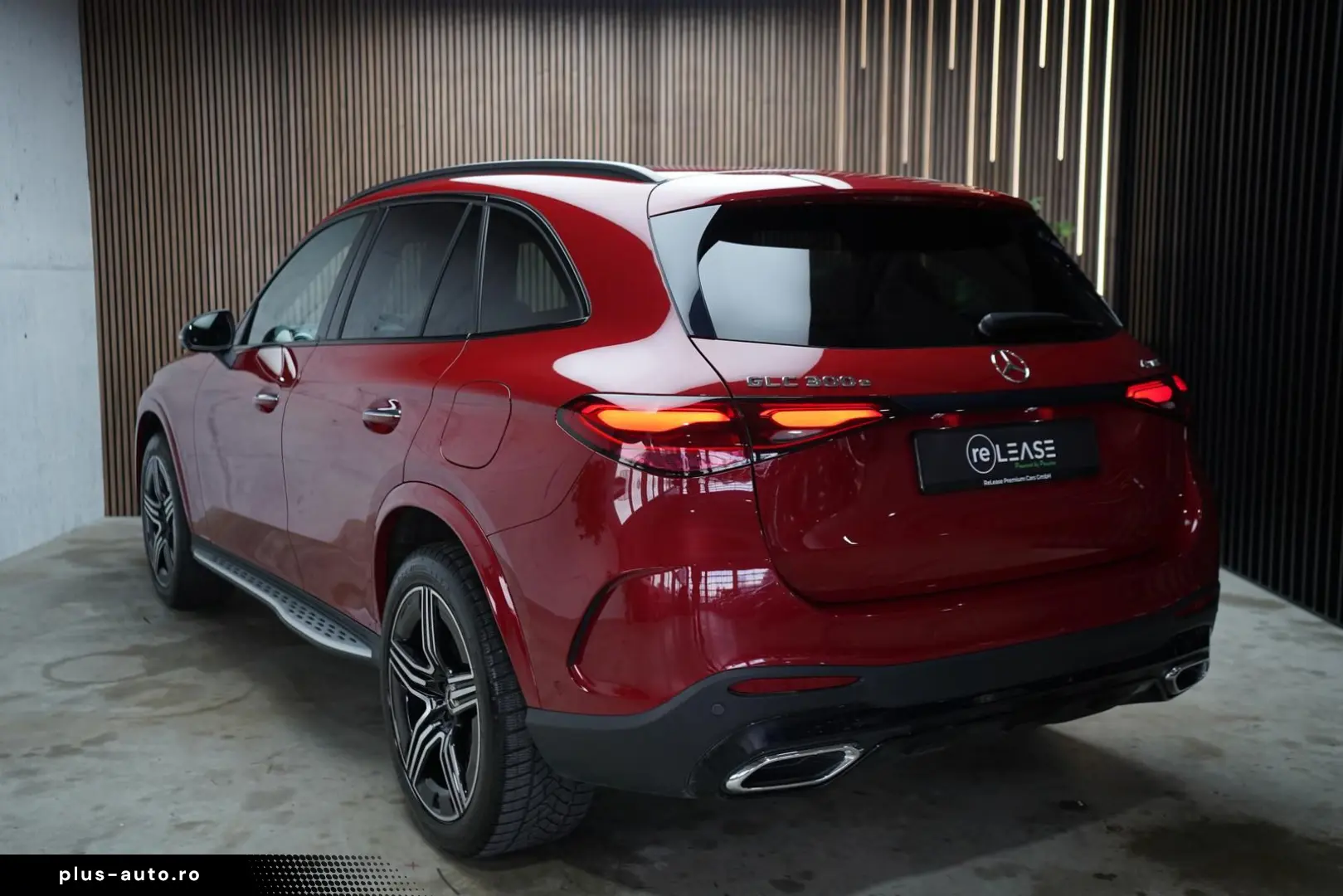 MERCEDES-BENZ GLC 300e 4Matic AMG   Night   HuD   360   Pano