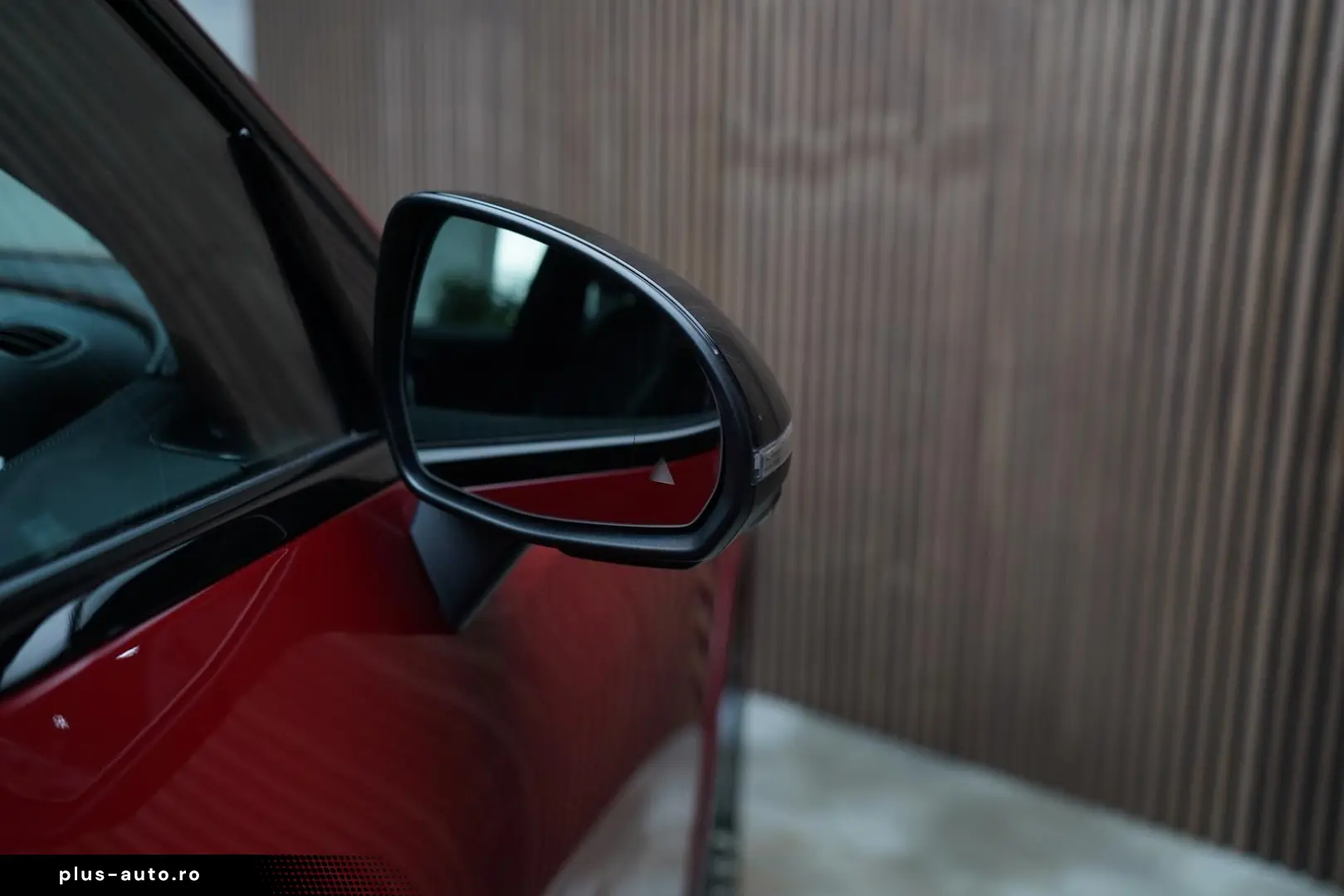 MERCEDES-BENZ GLC 300e 4Matic AMG   Night   HuD   360   Pano