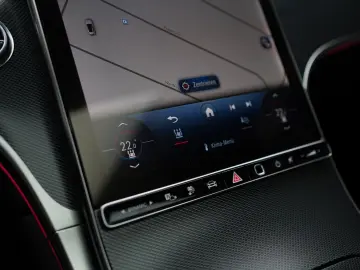 MERCEDES-BENZ GLC 300e 4Matic AMG   Night   HuD   360   Pano