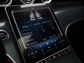 MERCEDES-BENZ GLC 300e 4Matic AMG   Night   HuD   360   Pano